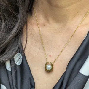 Pearl Arc Necklace
