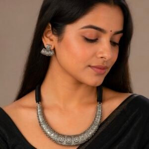 Rajsi Kala Necklace Set