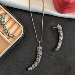 Vintage Pendant Set