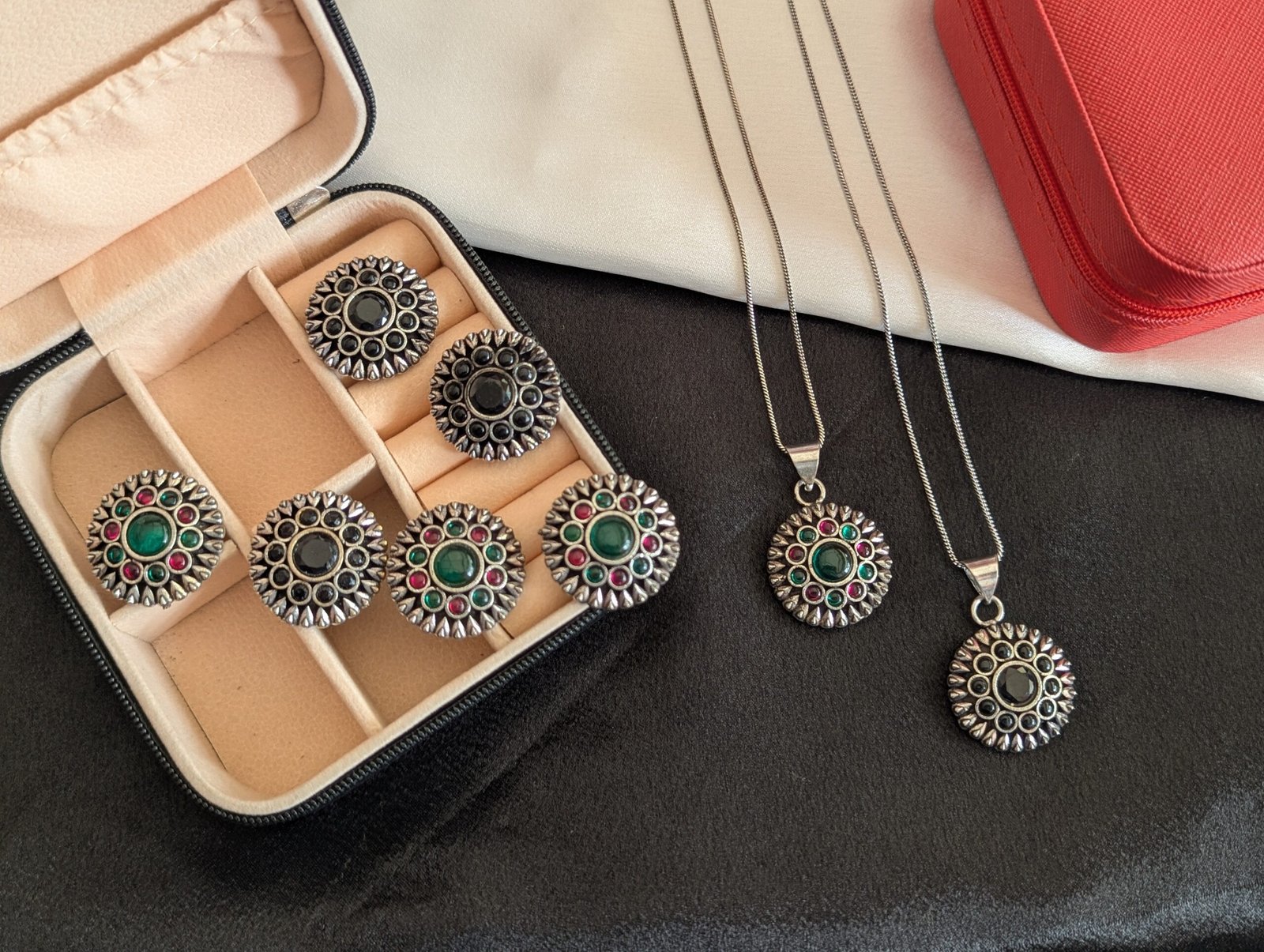 Roopanjali Combo Set